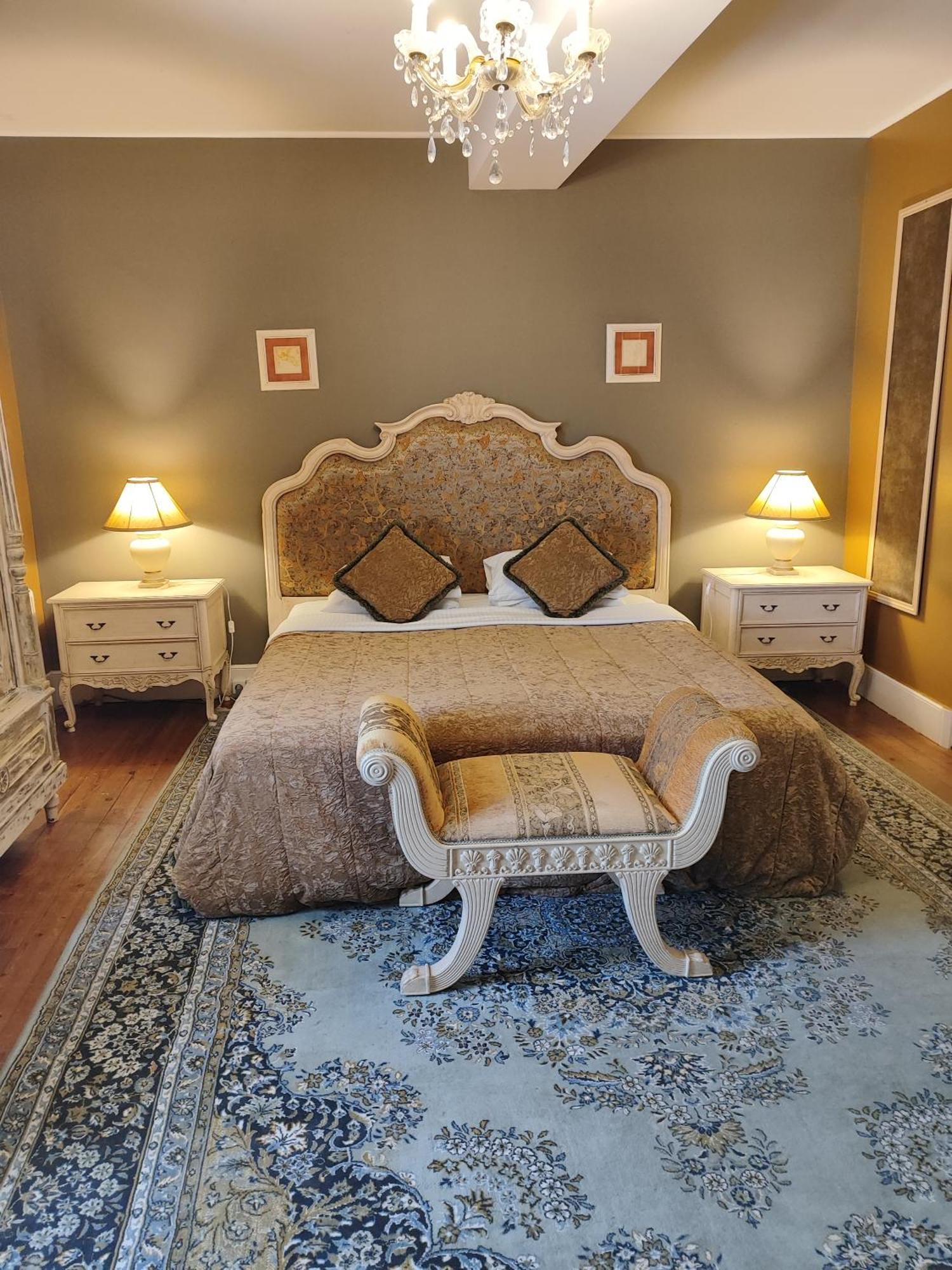 L'Entree Chambres D'Hotes Bar & Restaurant Castillonnes Екстер'єр фото