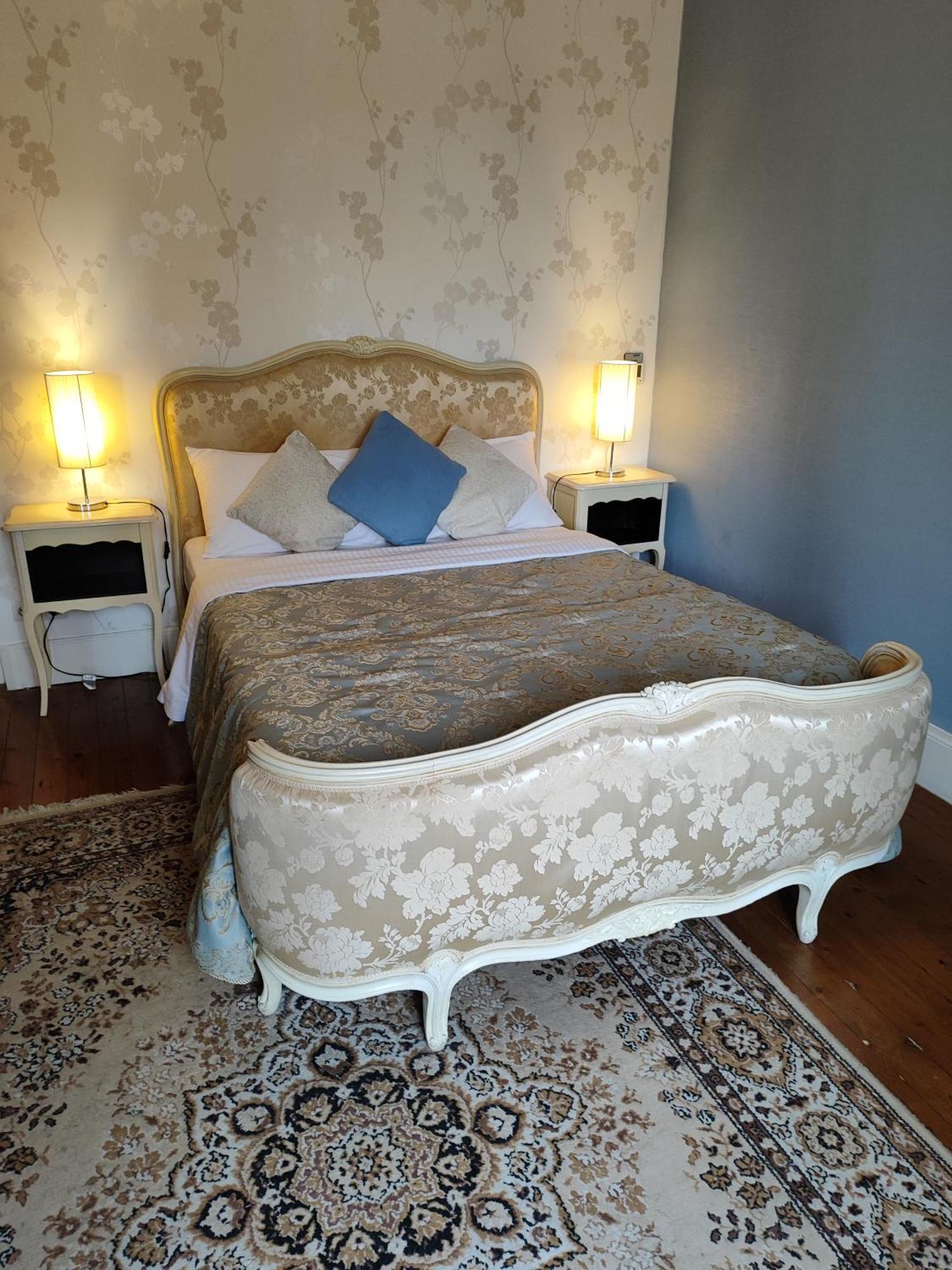 L'Entree Chambres D'Hotes Bar & Restaurant Castillonnes Екстер'єр фото